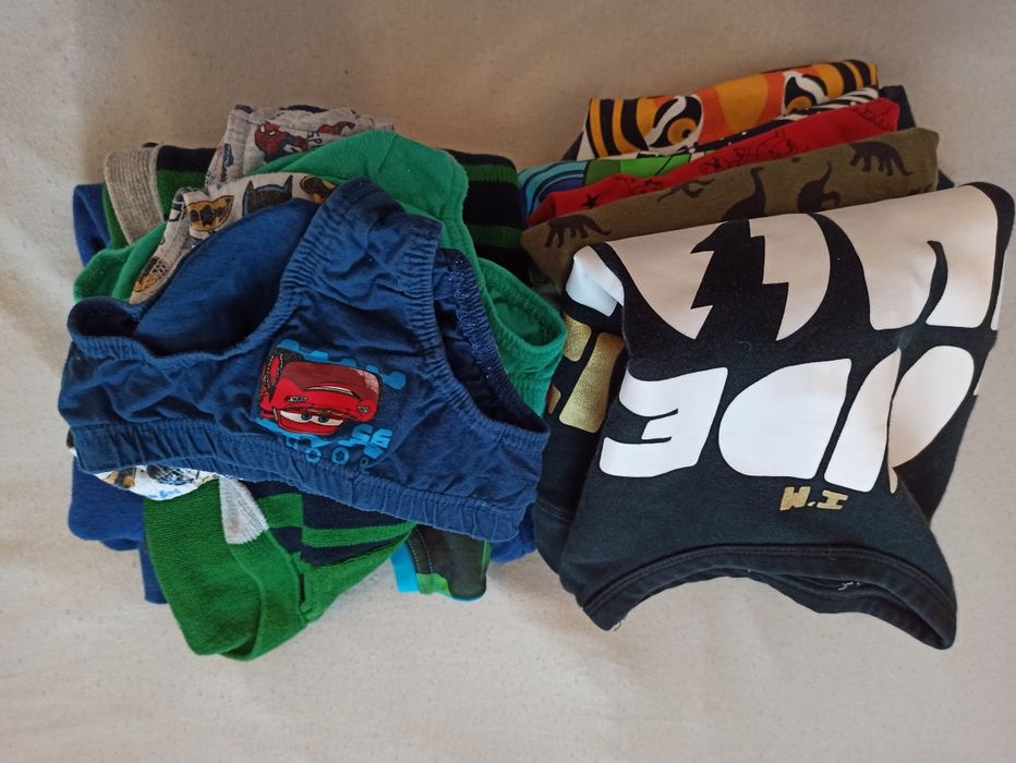 Minecraft Zestaw tez nowe ubrania wszystko z dług. ręk.koszulki swetry