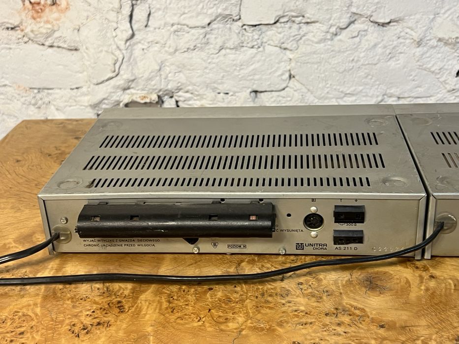 Tuner stereo Hi-Fi Faust 211D Stereo preamplifier/amplifier DS 840A