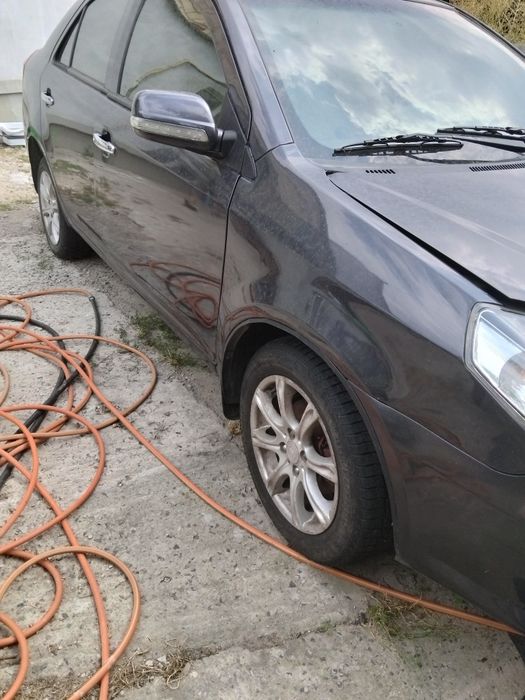 Продам машину Джилі МК