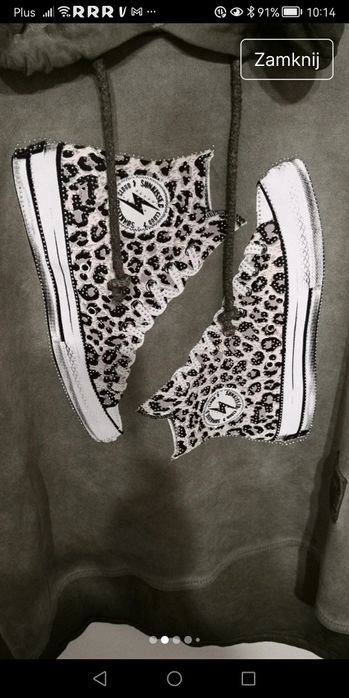 Bluza damska z kapturem.