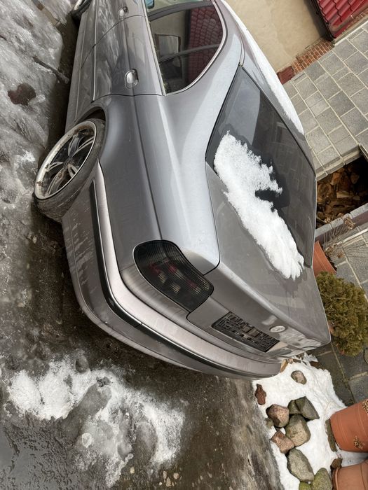 BMW E39 na części. Aspen silver / sterlinggrau  Drzwi przód, drzwi tył
