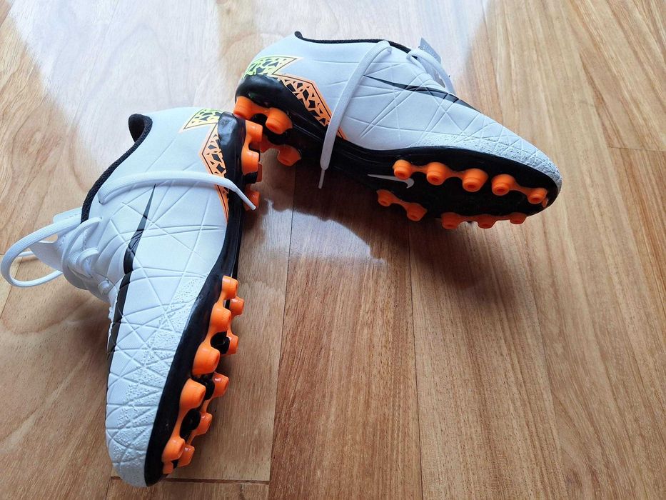 Chuteiras Futebol NIKE para criança