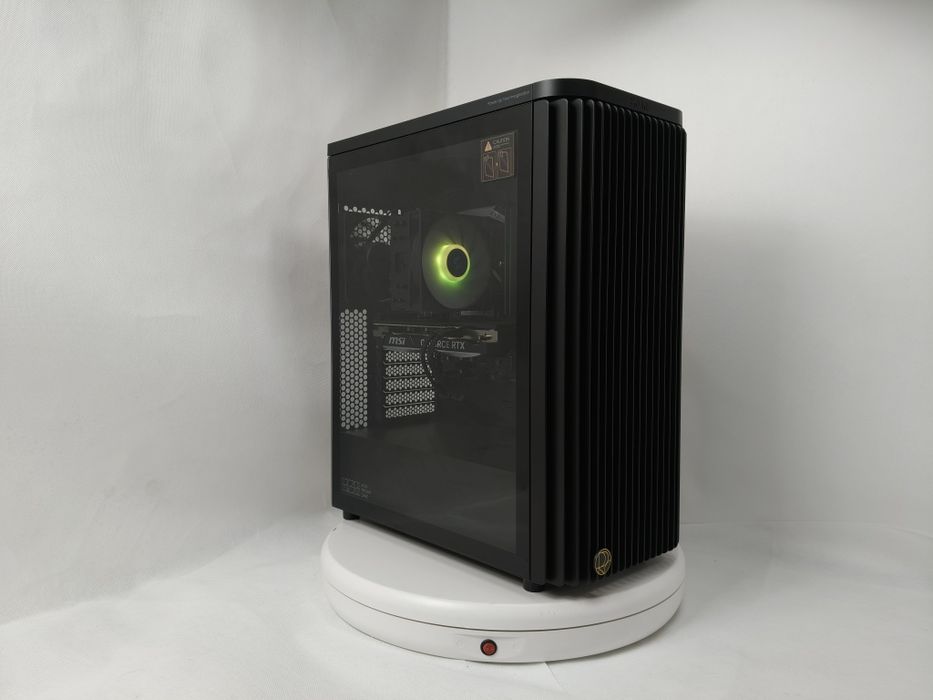 Komputer Gamingowy i9-14900,RTX 5070 Ti,128 GB,Win 11 Pro