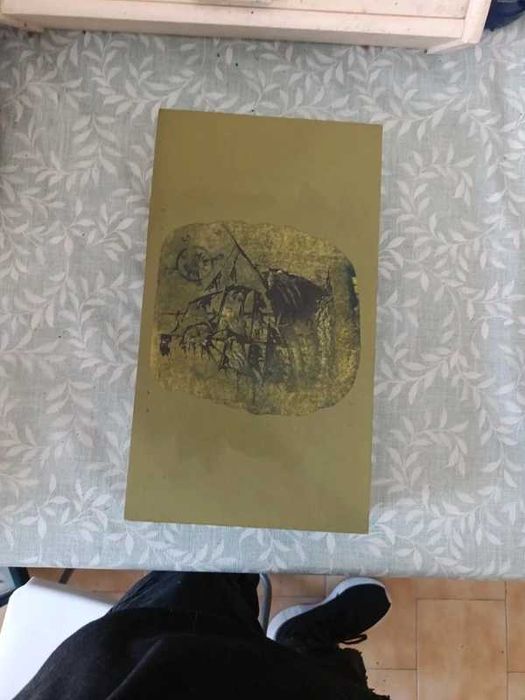 Caixa pintada a mão