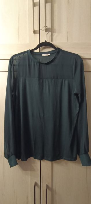 Bluzka z tiulem, szmaragdowa. Orsay. Używana