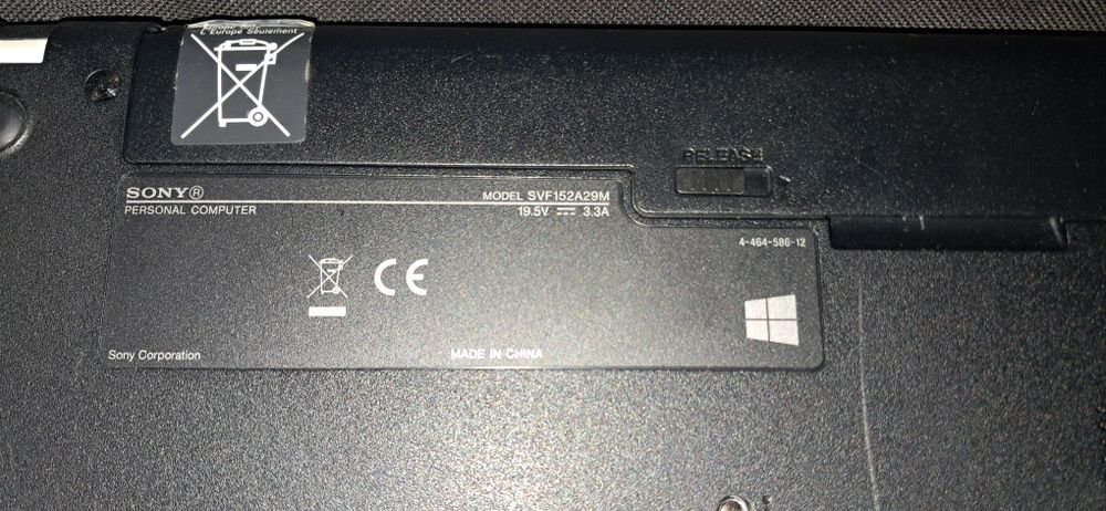 Sony vaio SVF152A29M (AVARIA)