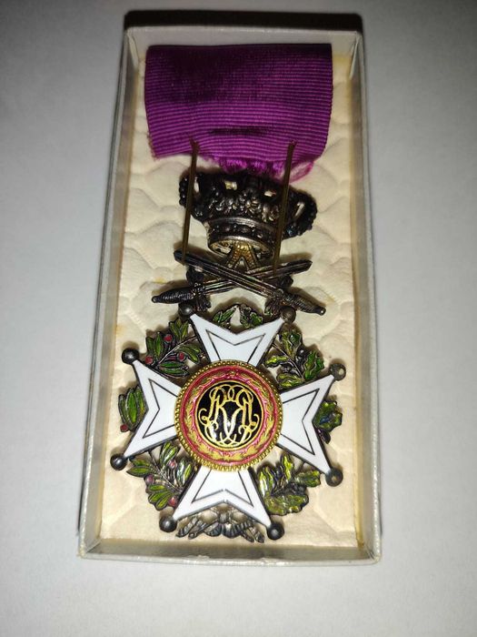 Lote de 8 Medalhas Belgas Originais (com caixas)