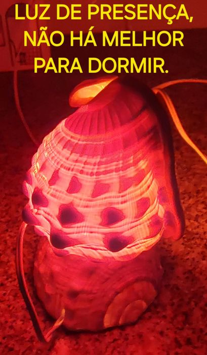 CANDEEIRO PARA BEBÉ OU IDOSO,LUZ DE PRESENÇA.Casa,Quarto,Sala,Lar,etc.