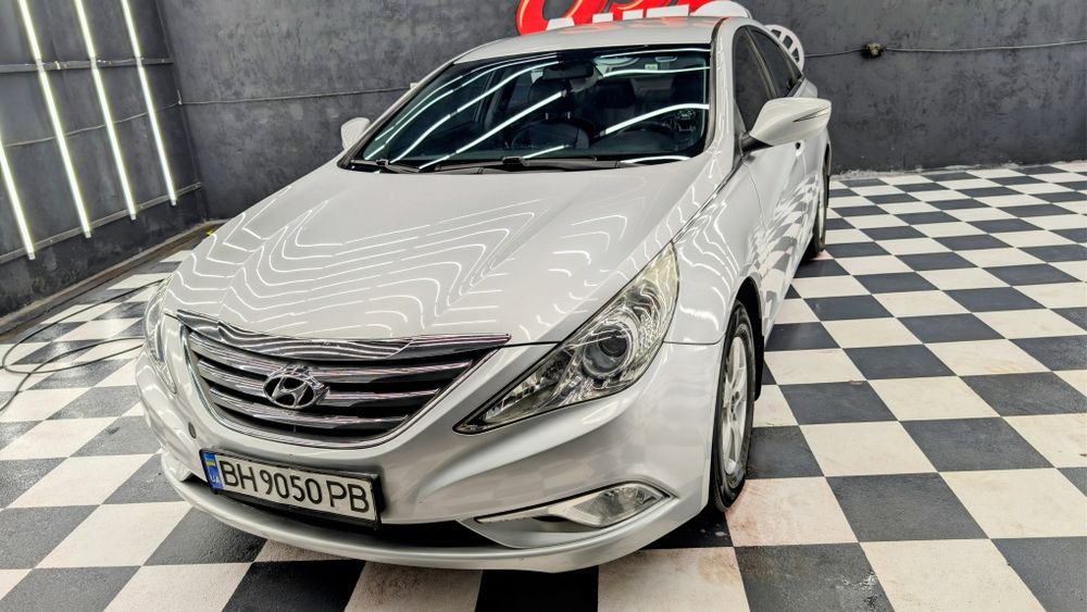 Hyundai sonata 2013