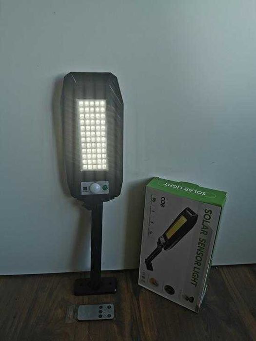 Lampa uliczna solarna 60 led z pilotem
