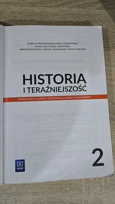 Historia i teraźniejszość podręcznik do liceum technikum zakres podstawowy