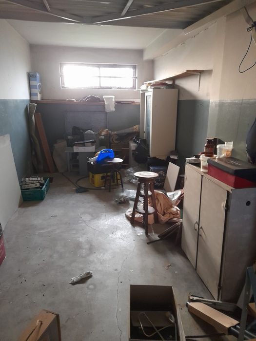 Faço limpeza geral cumulação de Lixo tb Faço Recolha Entulhos Madeira