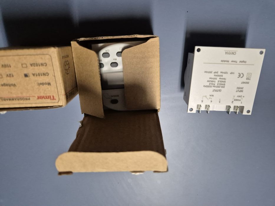 Timer, programator czasowy, sinometr 24v