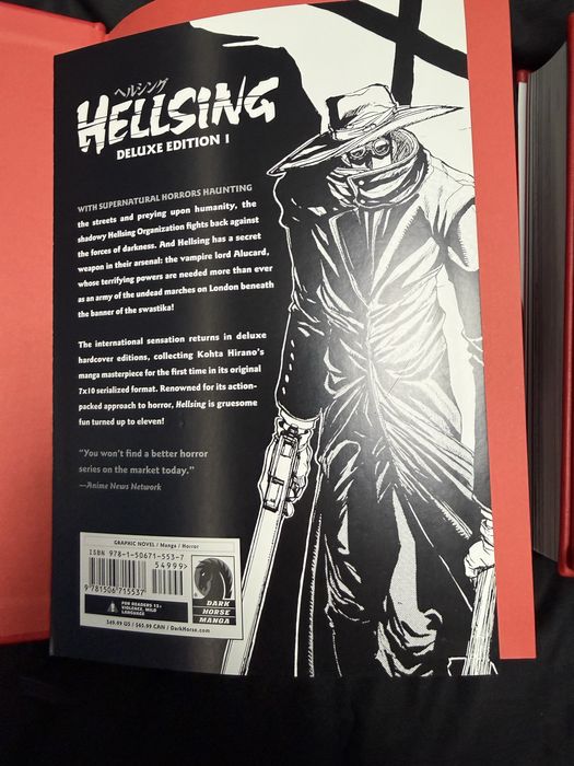 Манга Hellsing deluxe edition vol 1-3