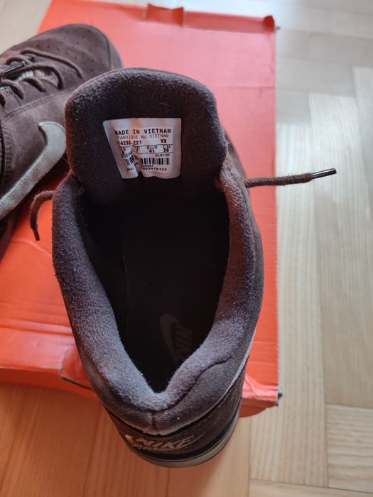 NIKE_zamszowe męskie obuwie sportow_JAK NOWE