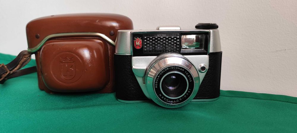 Máquina fotográfica King Regula Olympia AutoSet III, de 1962, + bolsa