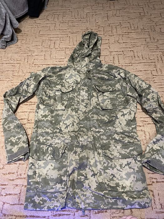 Продам якісну британську форму