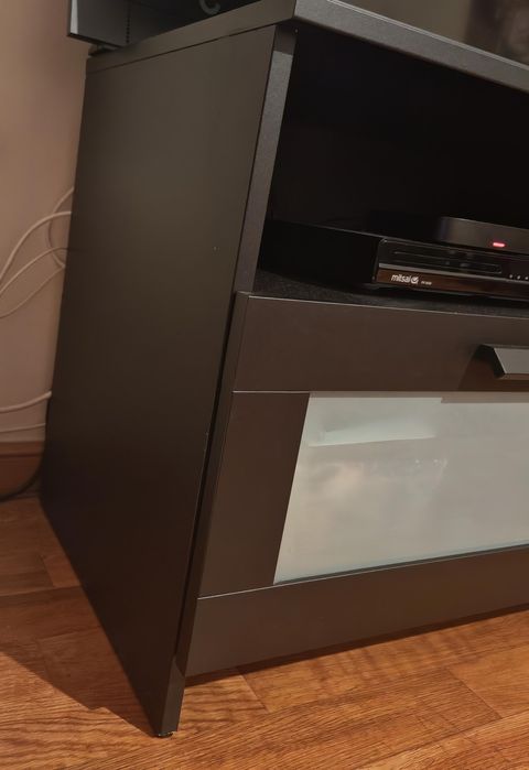 Sofá, Mesa 4 Cadeiras, Móvel Tv