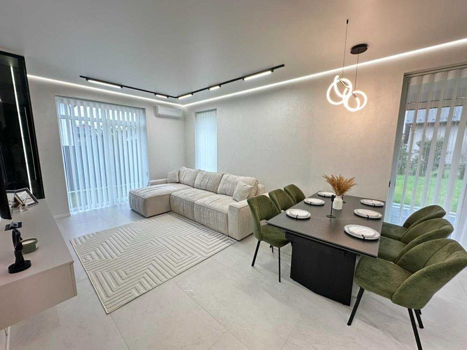 Газифікований будинок з дизайнерським ремонтом, Крихівці