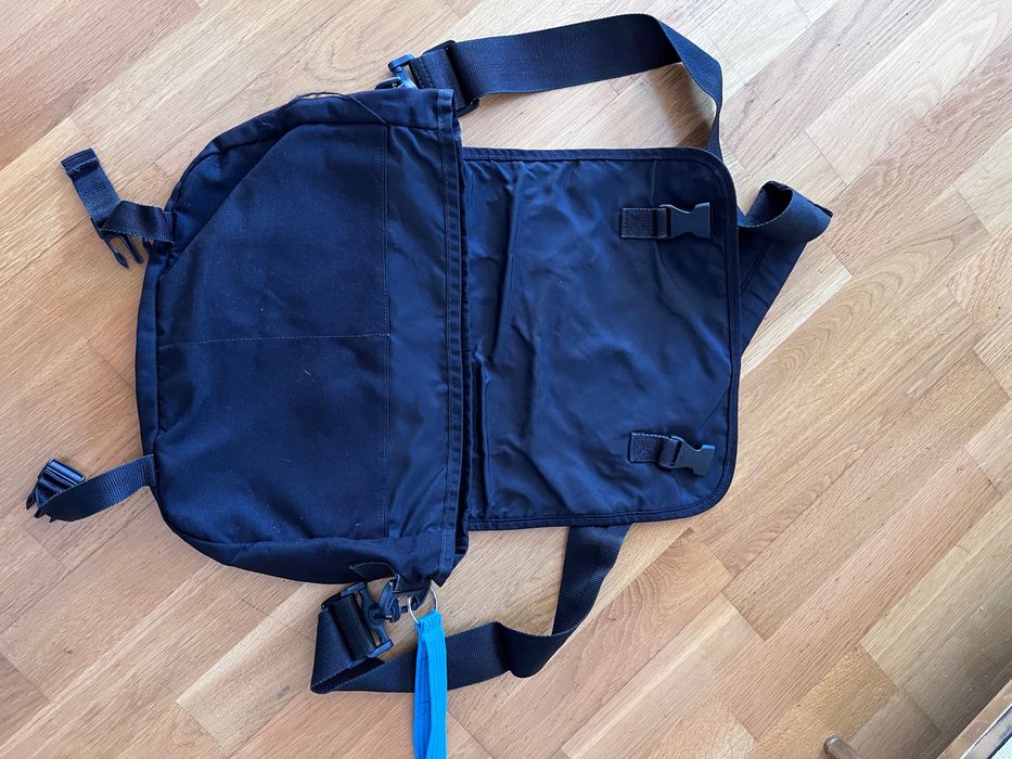 Mala tiracolo Eastpack Preta colorida - Usada