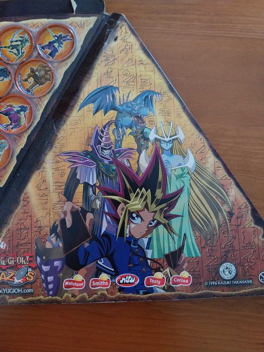 Coleção completa 50 tazos Yu Gi Oh com álbum