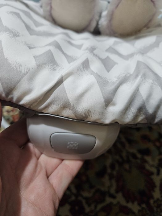 Продам крісло-гойдалку 2в1 Ingenuity SimpleComfort