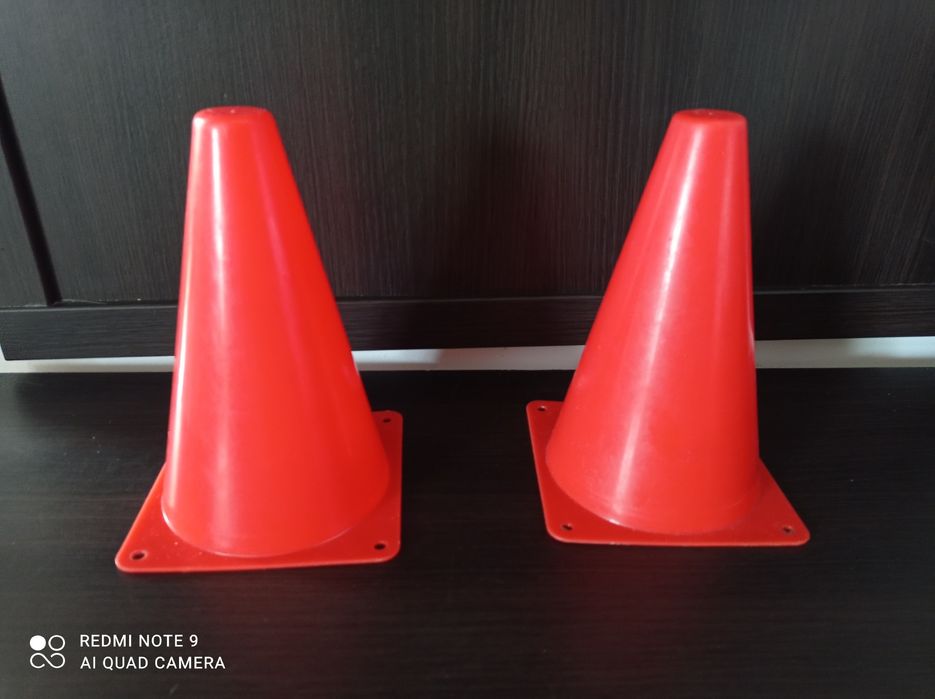 pachołki do nauki jazdy rolki rower deskorolka 2 szt.