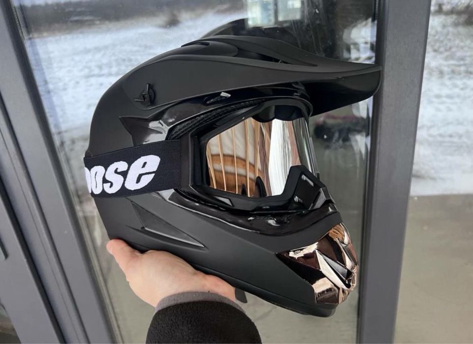 Мотошолом, шлем для мотоцикла, мотоекіп, шолом кроссовий кросовий шлем