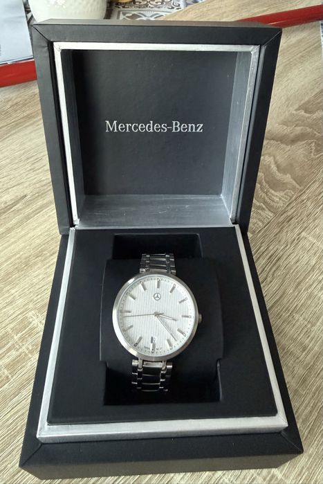 Zegarek damski Mercedes-Benz