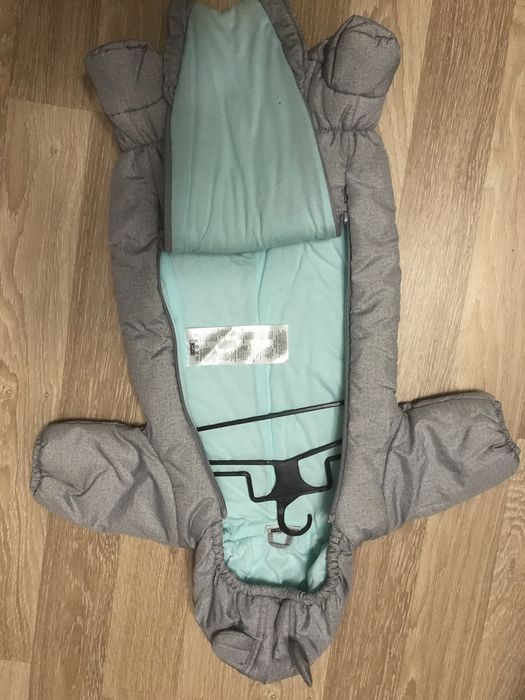 Комбінезон  і безрукавки на хлопчика 3-6 рочків