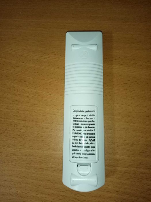 Comando T. V Universal