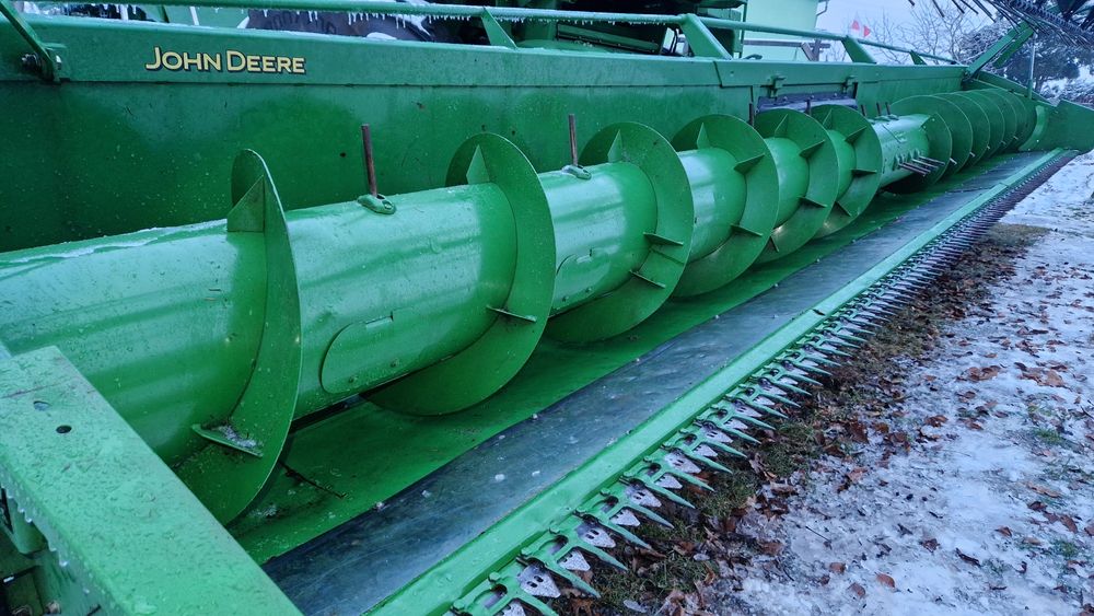 Heder John Deere 630R