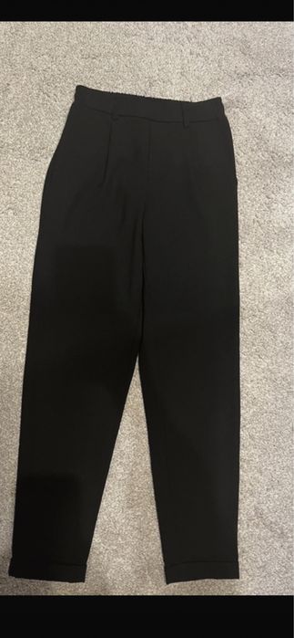 Eleganckie spodnie Bershka XS