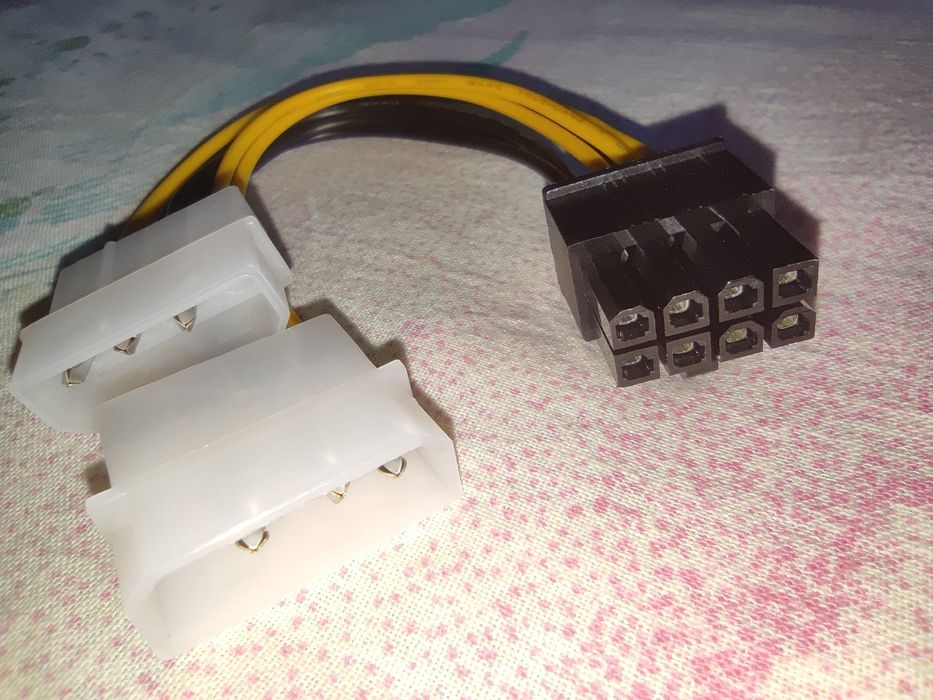 Переходник питания видеокарты 2x Molex (4-pin) – PCI-E 8-pin