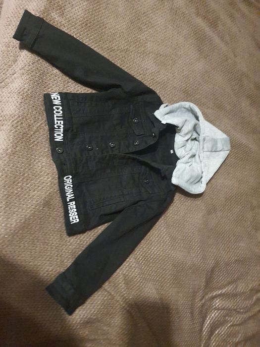 Продам джинсову кофту,нову на 2-3рочки