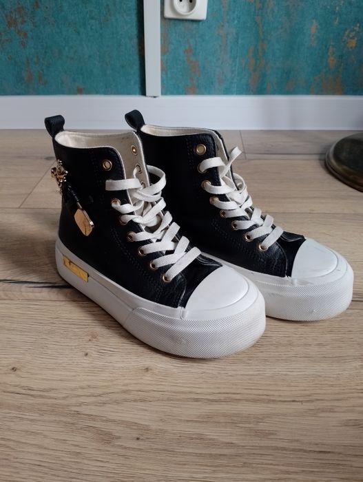 Buty dziewczęce rozm.36