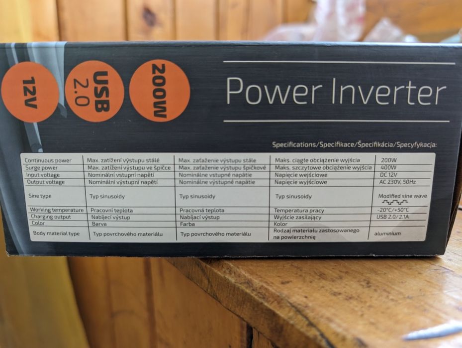 Автомобільний інвертор