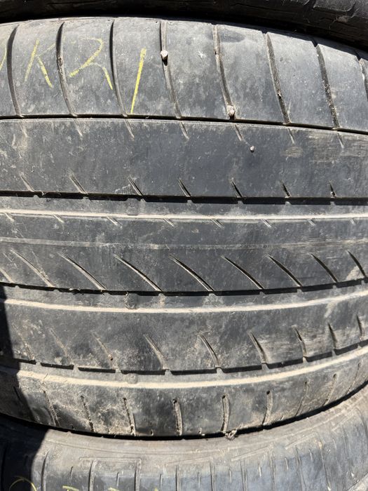 Dunlop 325/30r21