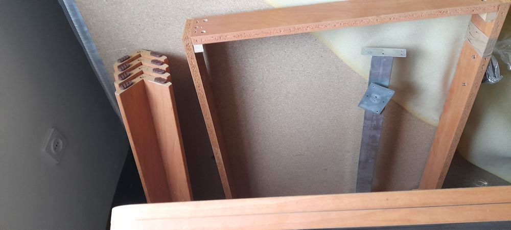 Pequenos móveis diversos