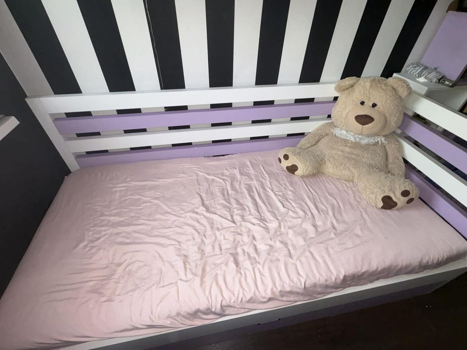 Łóżko młodzieżowe z szufladą 90x200 plus materac