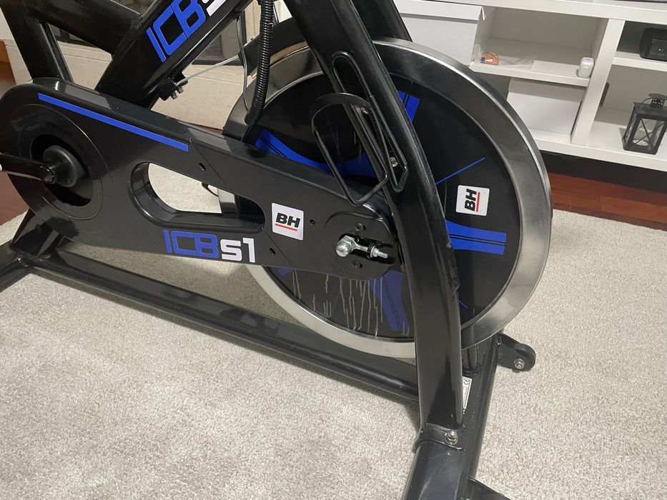 Bicicleta de Spinning BH ICB S1 – Excelente Estado