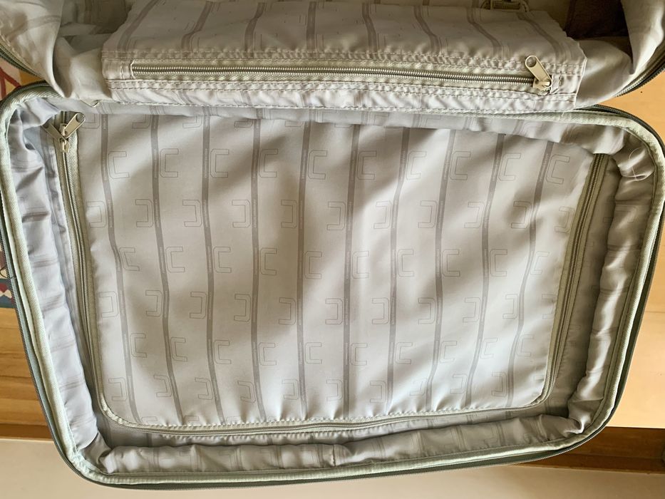 Bonita mala de viagem