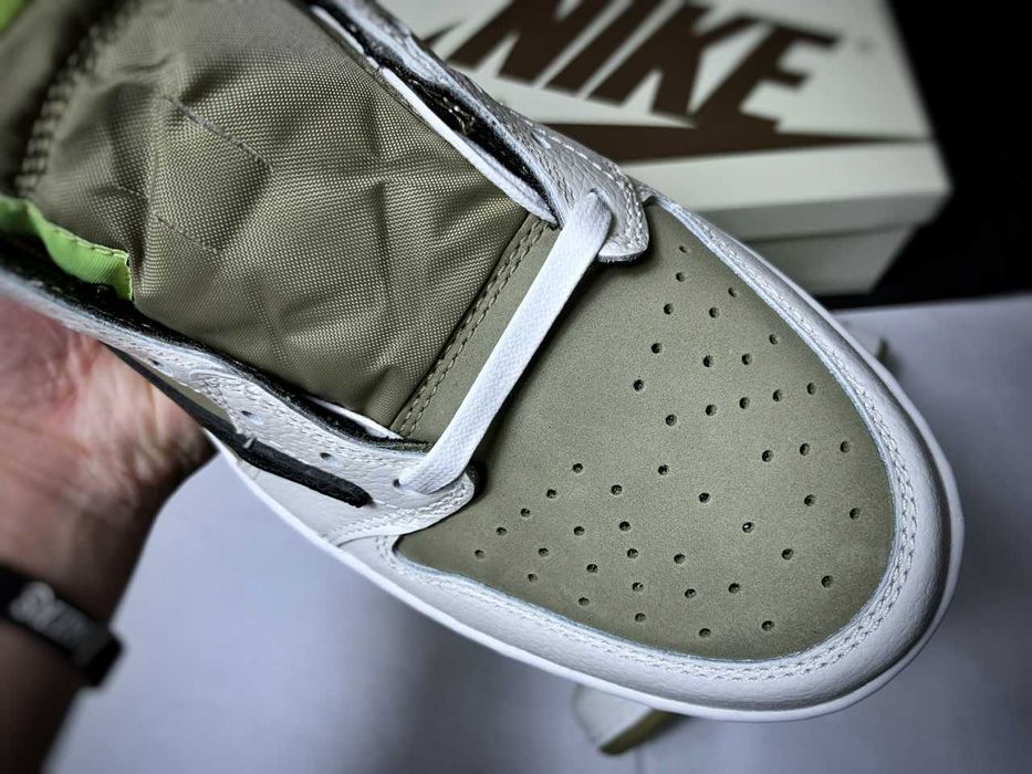 Travis Scott "olive" air Jordan 1 low golf