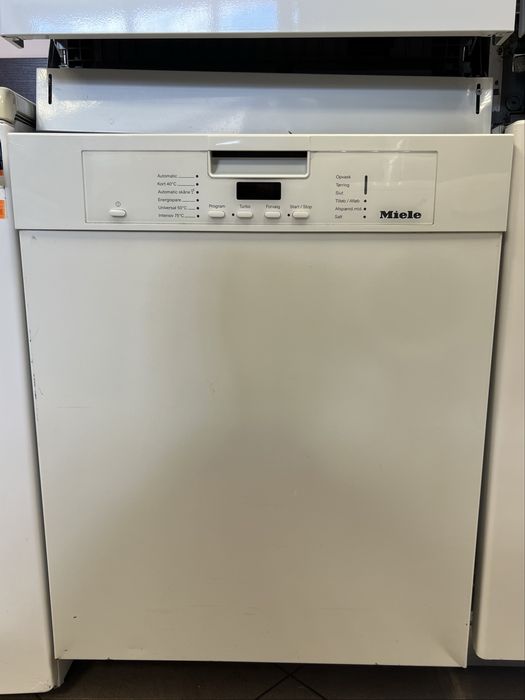 Посудомийна машина Miele 16 комплектів
