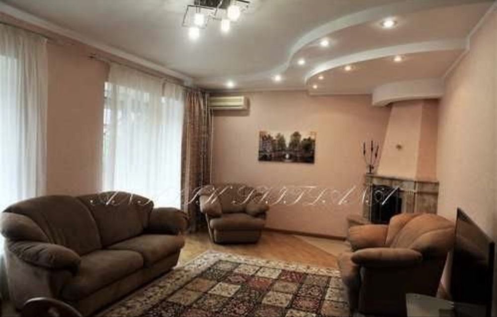 Здам будинок Центр Голосіїво метро Голосіївська та Деміївська