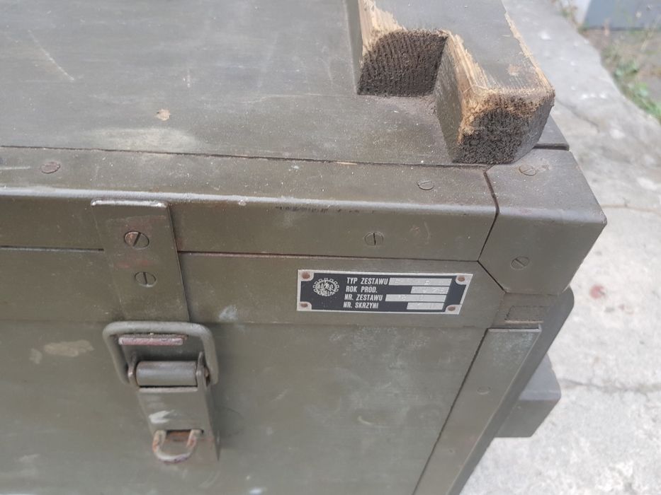 Duża skrzynia wojskowa 70x50x40.