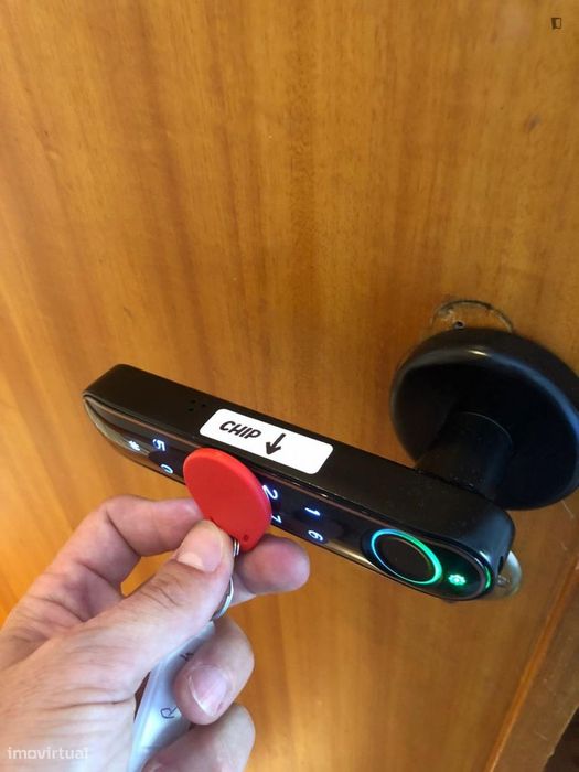 Quarto - localizado em Arroios Lisbon