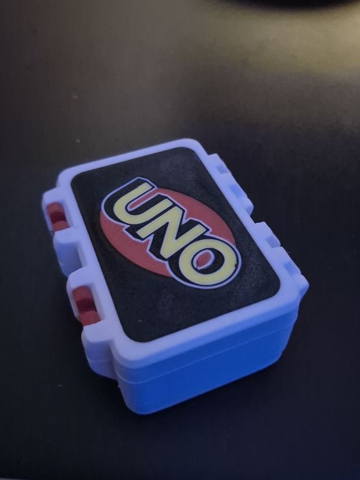 Pudełko na karty UNO – etui ochronne