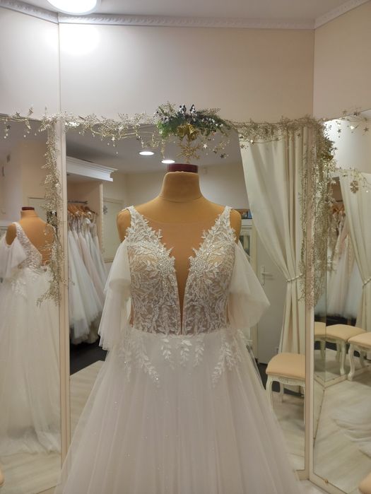Suknia ślubna 44 46 48 ivory beż brokatowa NOWA plus size