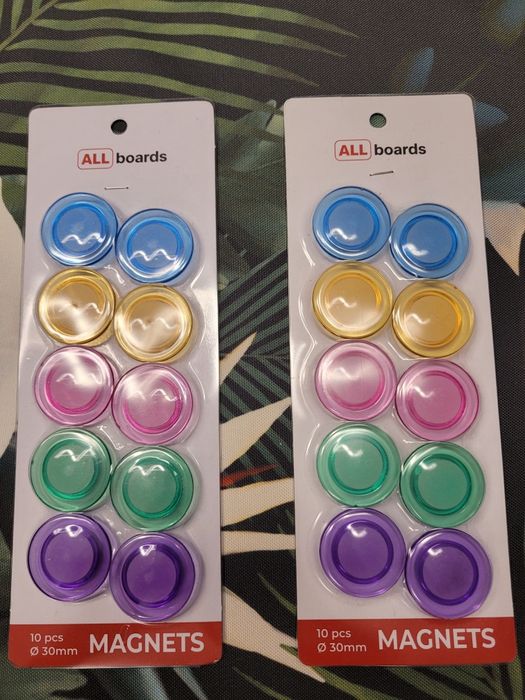 Zestaw 10 magnesów do tablicy magnetycznej